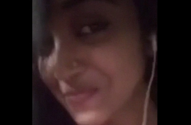 Shadi Shuda Bangladeshi Beauty Apni Poori Nangi Garam Body Camera Ke Saamne Dikha Rahi Hai
